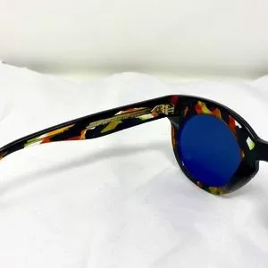 Sandro | Accessories | Sandro Sd608 Sunglasses | Poshmark display picture 3